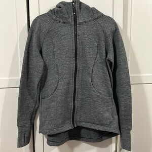 Lululemon pleated back scuba